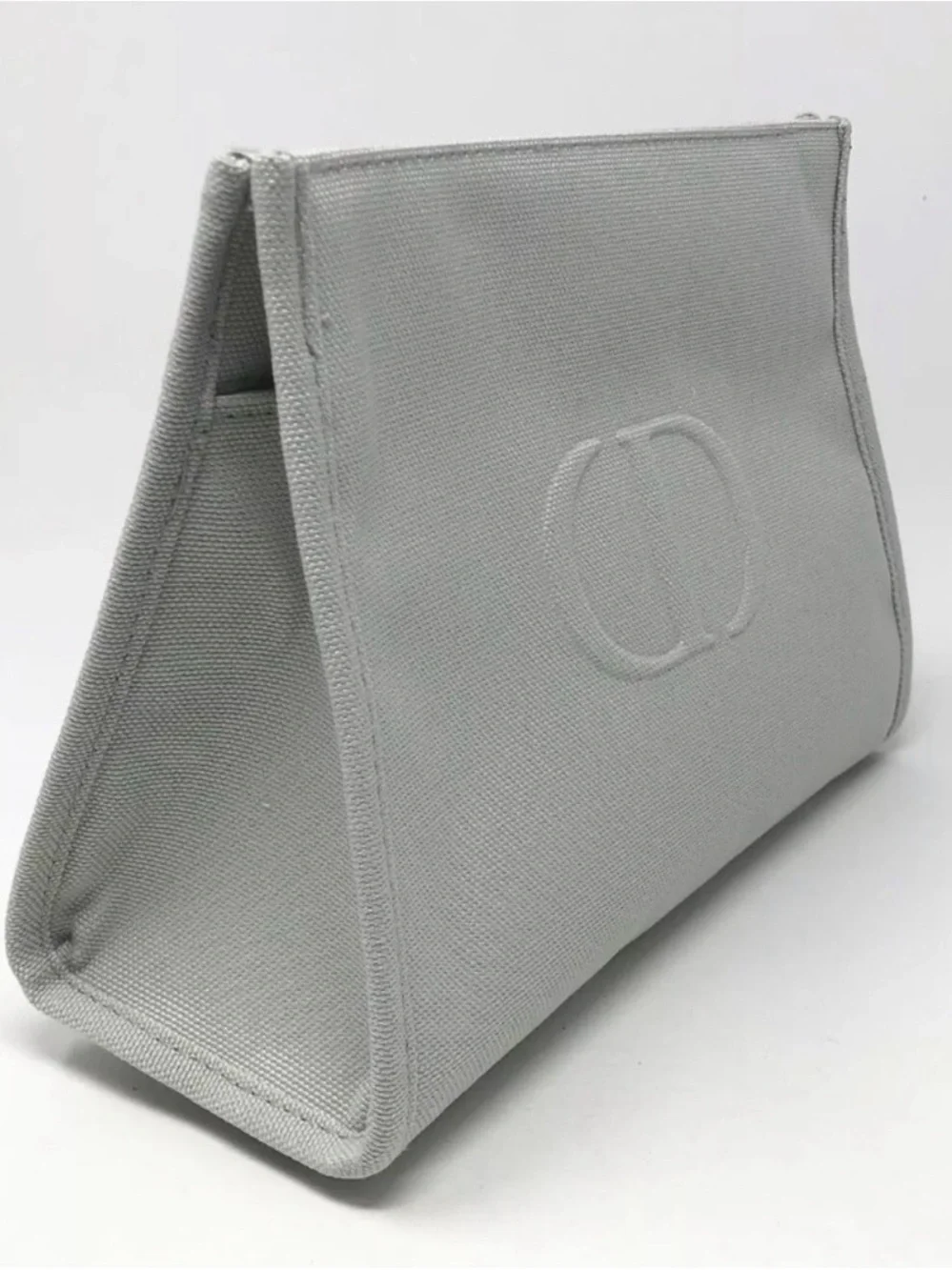 Dior minimal canvas